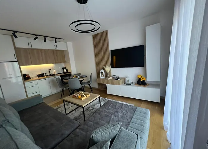 Apartament S *